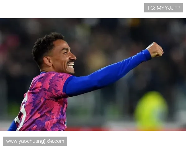 达尼洛多面后卫典范