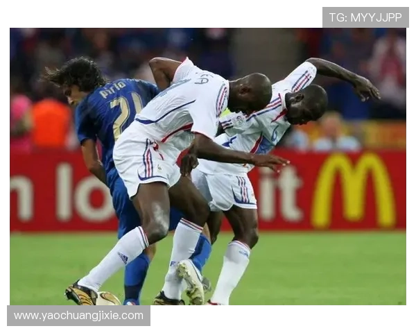 巴尔韦德 vs 德克兰·赖斯:防守覆盖能力与中场扫荡效率对比 巴尔韦德 vs 德克兰·赖斯:防守覆盖能力与中场扫荡效率对比