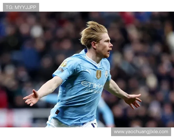 德布劳内无球跑动与空间利用解析：是否具备全面中场属性