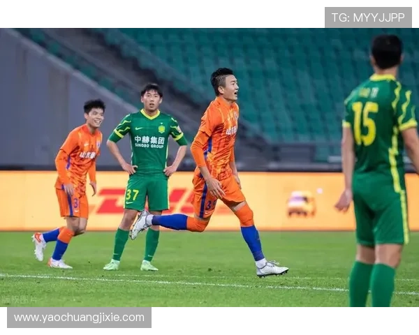 山东泰山控球占优表现波动，当前阶段问题显现对赛季走势形成制约