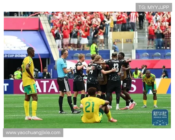 南非止步2026世界杯32强:一球惜败加拿大无缘晋级 南非止步2026世界杯32强:一球惜败加拿大无缘晋级